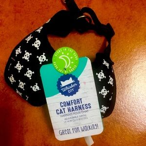 Whisker City Comfort Cat Skull Harness.Glows in the dark
